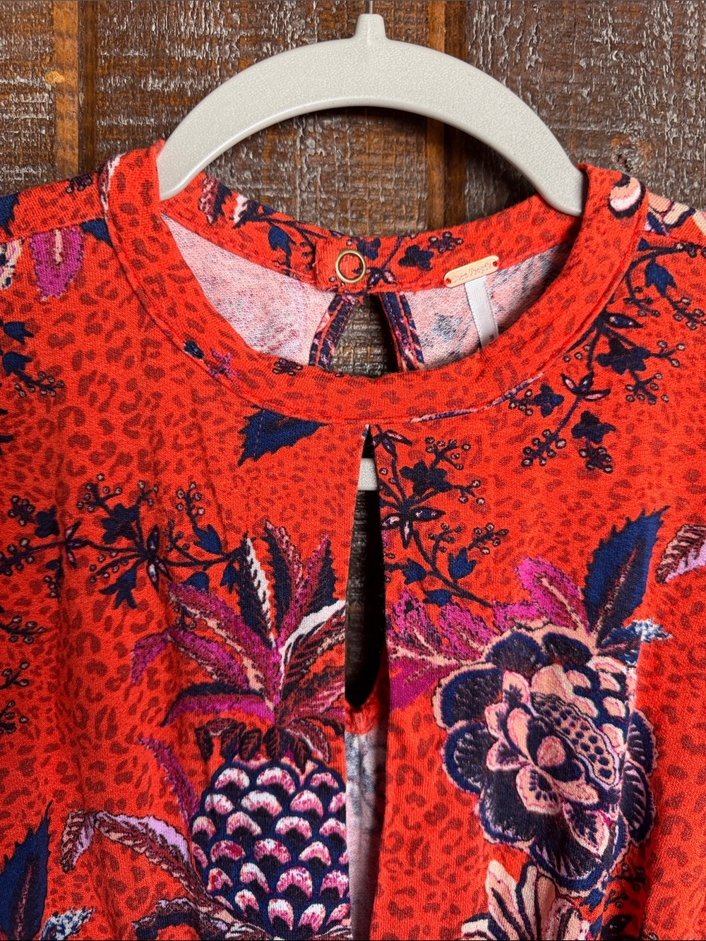 Free People top size large short sleeves stretchy fitted form fitting - Picture 2 of 12